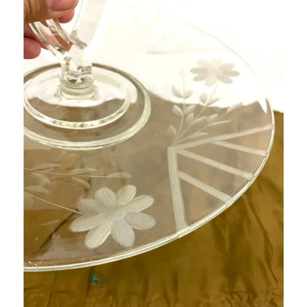 VTG Etched Clear Crystal Center Handle Tray Plate with Etched Flowers‎ 10.5